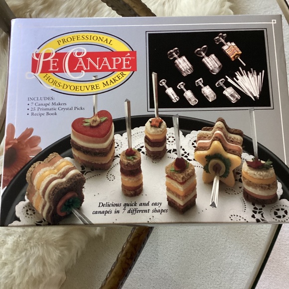 New. Le Canapé Hors-Doeuvre Maker - Picture 1 of 3